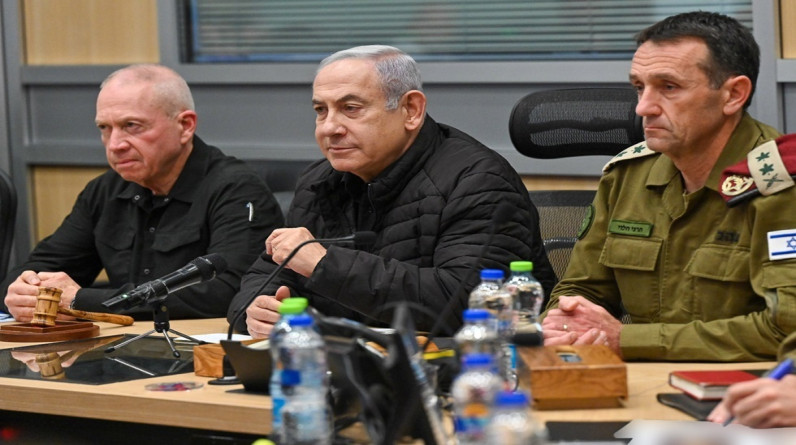 جنرال إسرائيلي: الجيش ينهار ليبقى نتنياهو وغالانت وهاليفي في السلطة